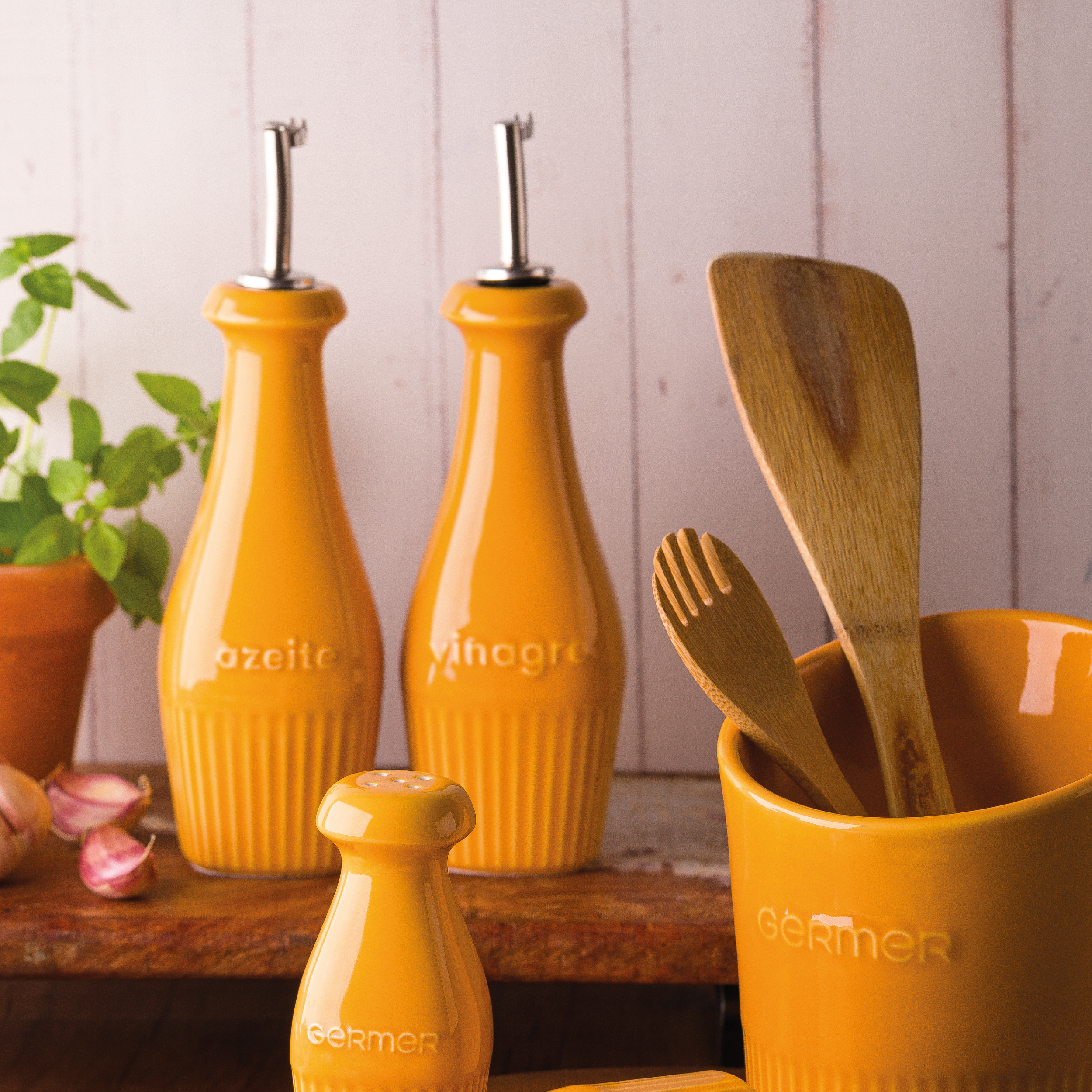 Vinagreiro Linha Assar e Servir 18,5 cm Amarelo 350 ml - Imagem 2