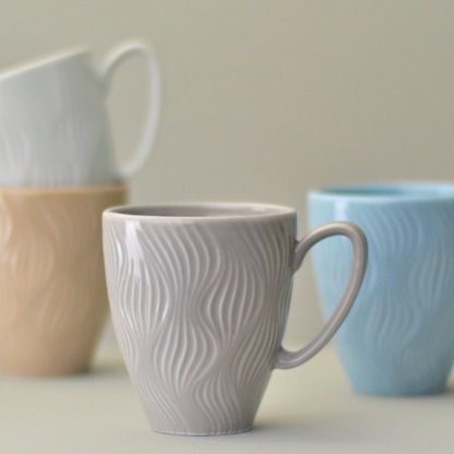 Caneca colorida Sinuosa - cinza - Image 2