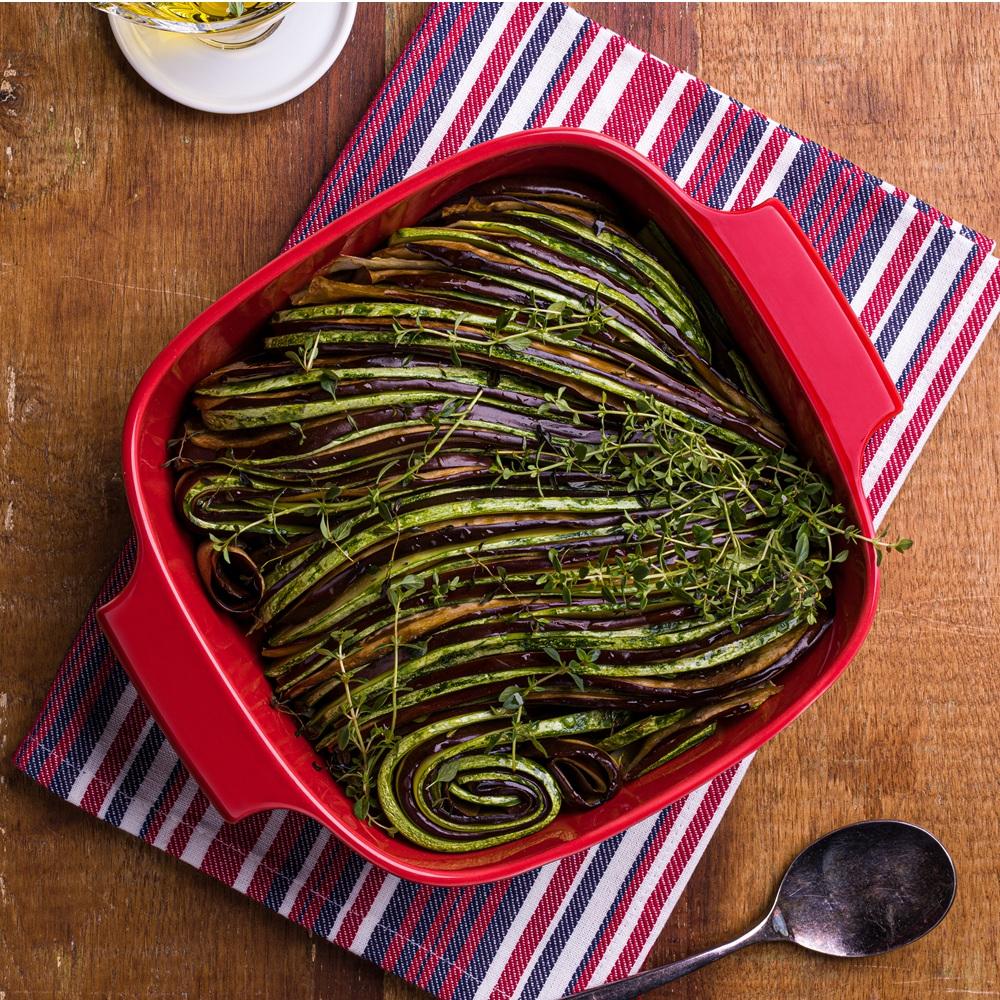 Travessa Refratária Quadrada 21x21 cm Vermelha 2 L Germer - Imagem 3